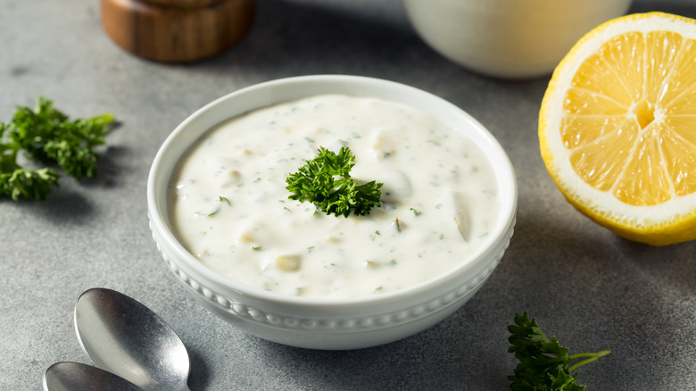 Ramekin of tartar sauce 