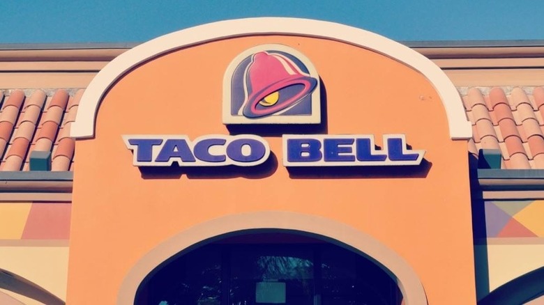 Taco Bell restaurant logo