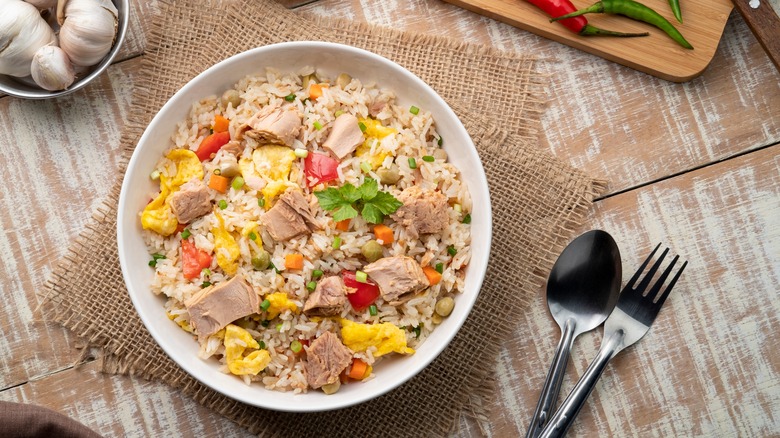 tuna fried rice with egg