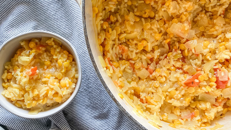 khichdi in bowls