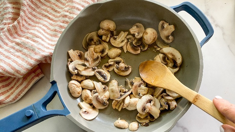 mushrooms in frying pan