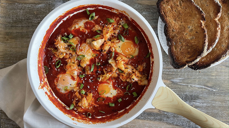 Korean-style shakshuka dish