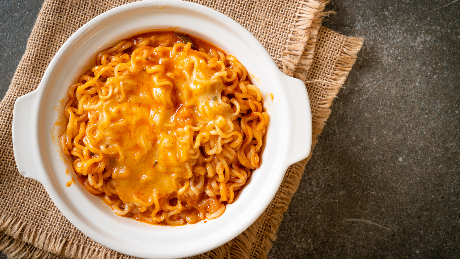 Cheesy Ramen Noodles Recipe