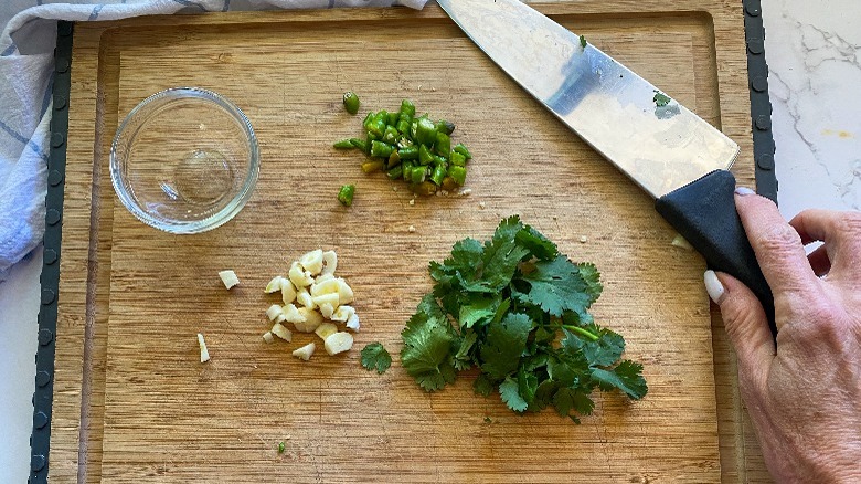 chili, garlic and cilantro 