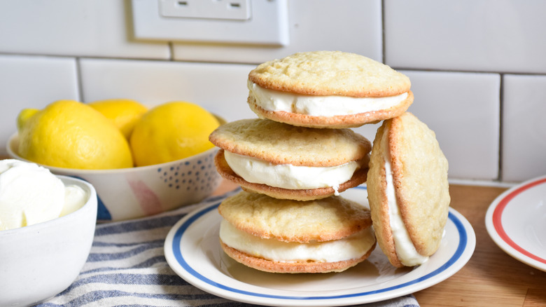 lemon ice cream sandwich cookies