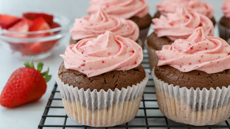 cupcakes with pink frosting