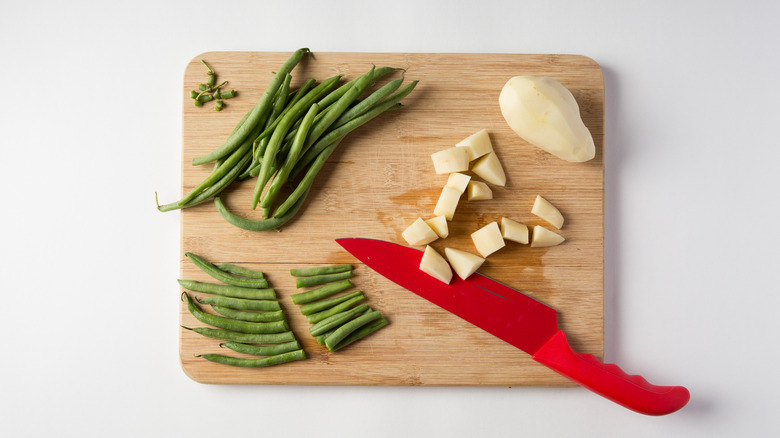 sliced green beans and potatoes