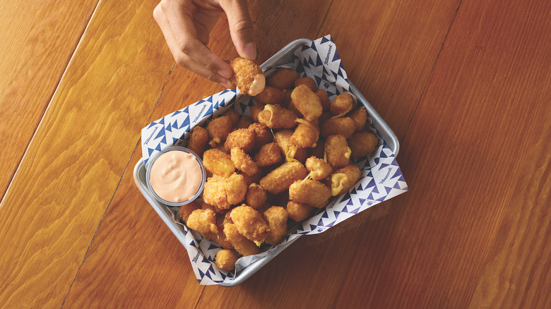 Fried cheese curds