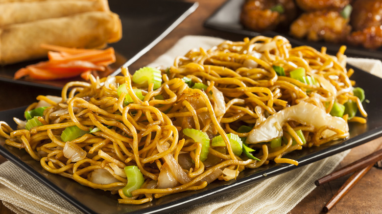 platter of chow mein