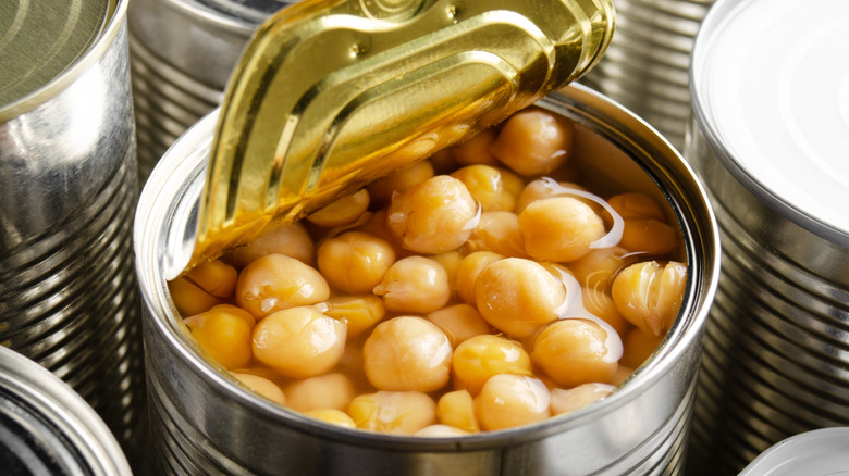 open can of chickpeas