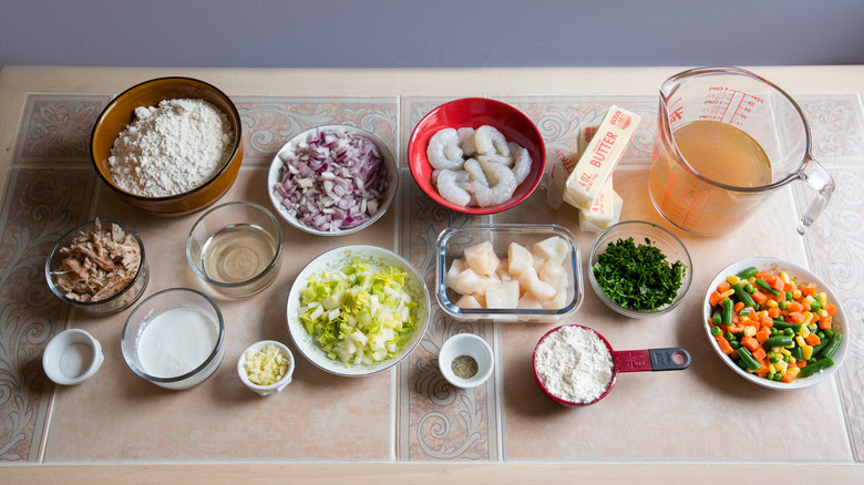 seafood pot pie ingredients