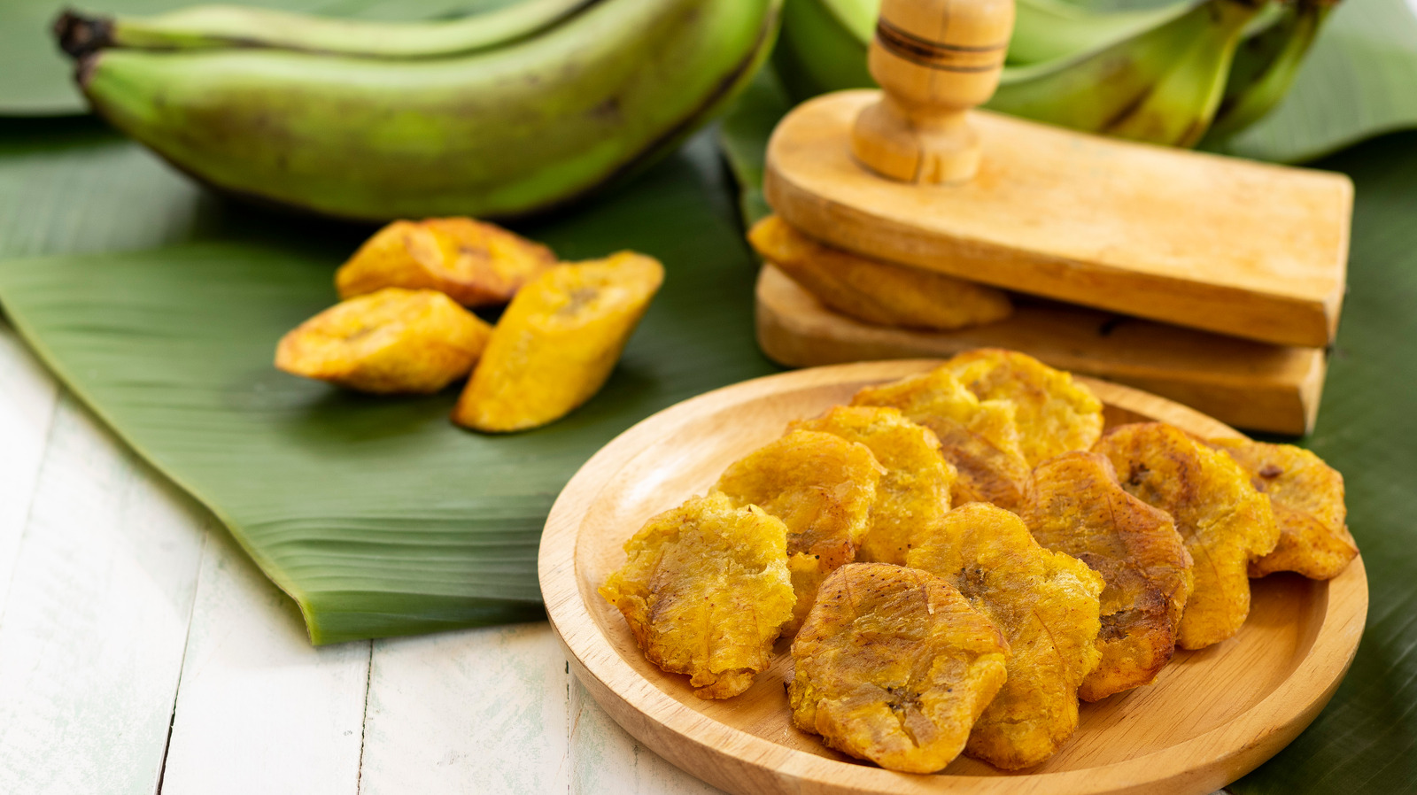 Maduros Vs Tostones What Makes The Fried Plantain Treats So Different