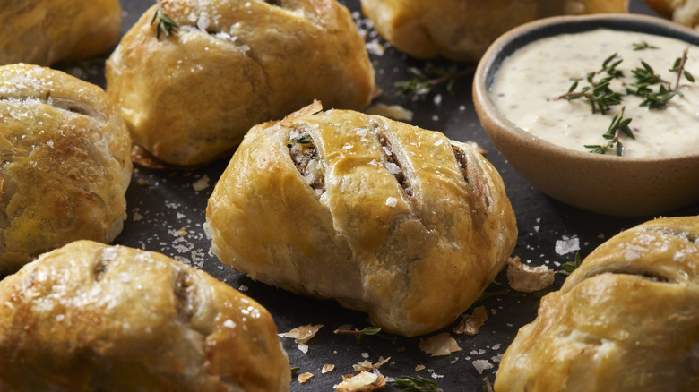 beef wellingtons