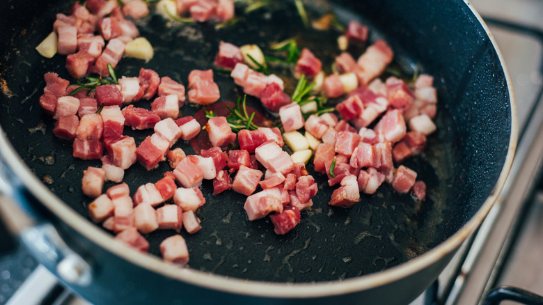 pancetta in pan