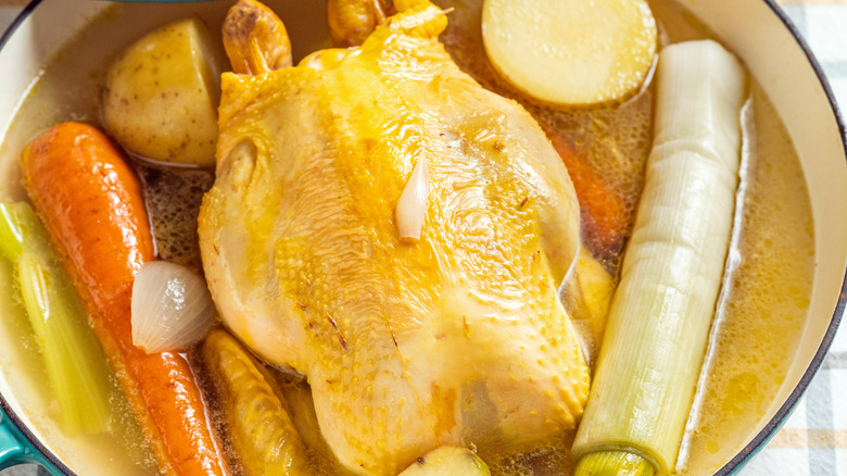 Making chicken stock in a dutch oven