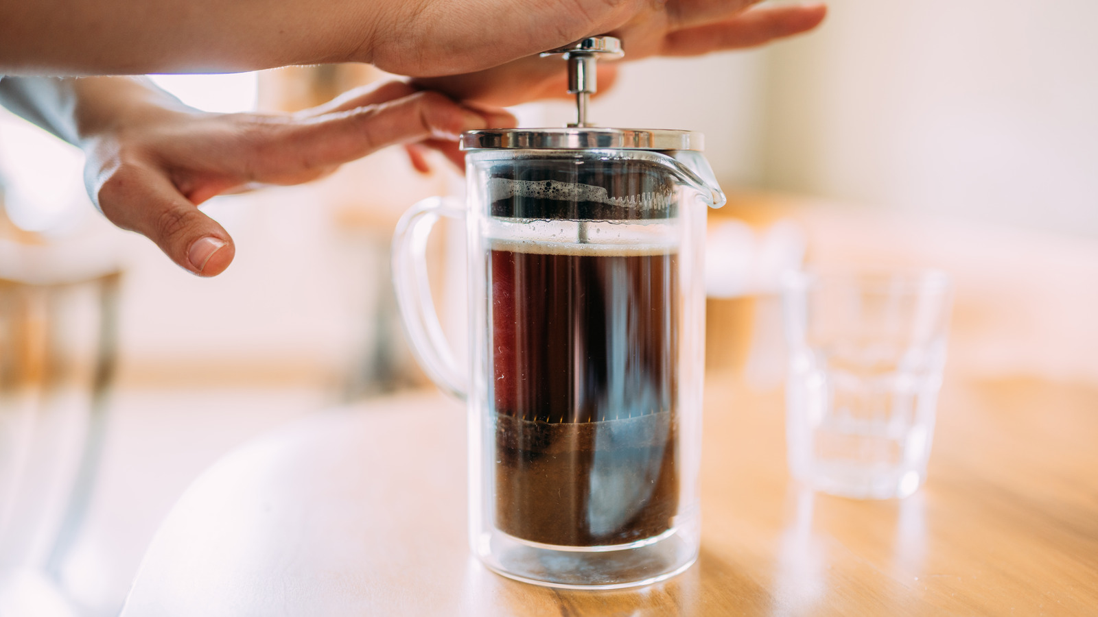 https://www.tastingtable.com/img/gallery/making-cold-brew-coffee-with-a-french-press-only-takes-one-extra-step/l-intro-1687204728.jpg