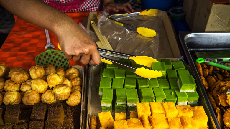 vendors selling kuih