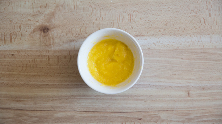 pureed mango in small bowl 