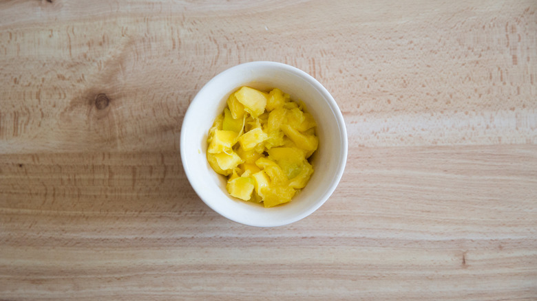 chopped mango in small bowl 