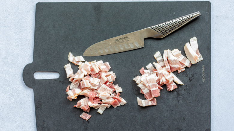 bacon on cutting board 