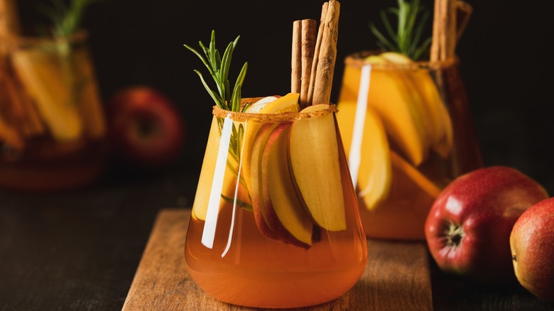 Apple cider and bourbon cocktail