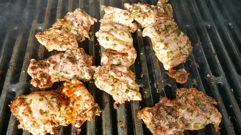 chicken on grill 