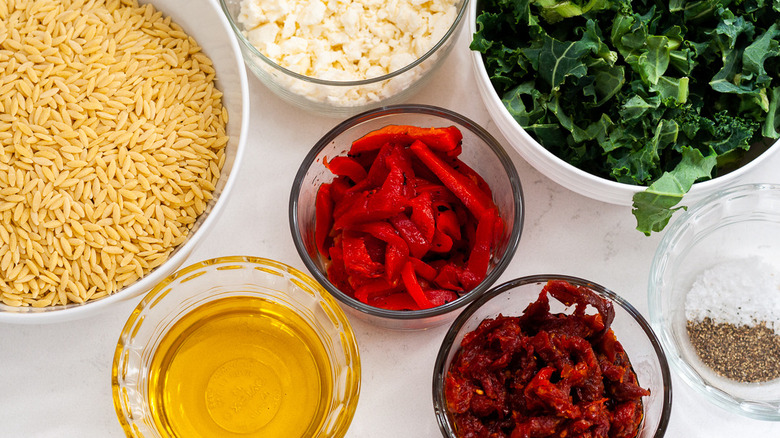 mediterranean orzo ingredients