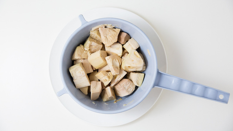 jackfruit chunks in blue colander