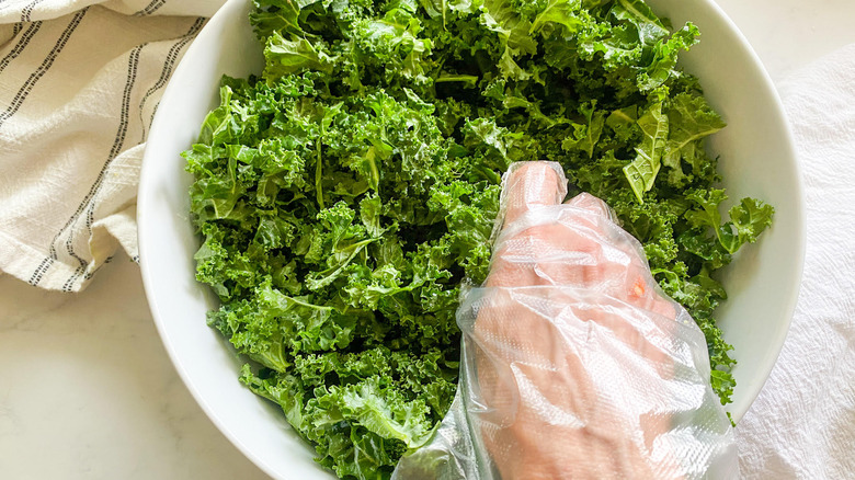 kale with olive oil and salt 