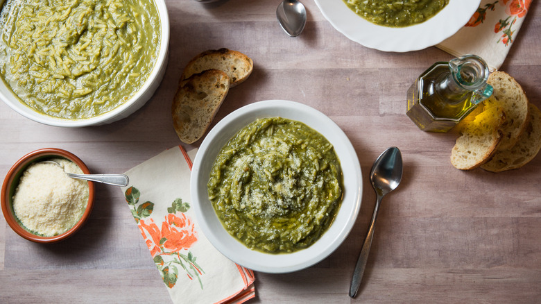 green minestra verde soup