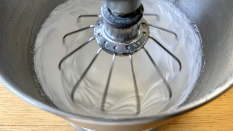 Whipping meringue