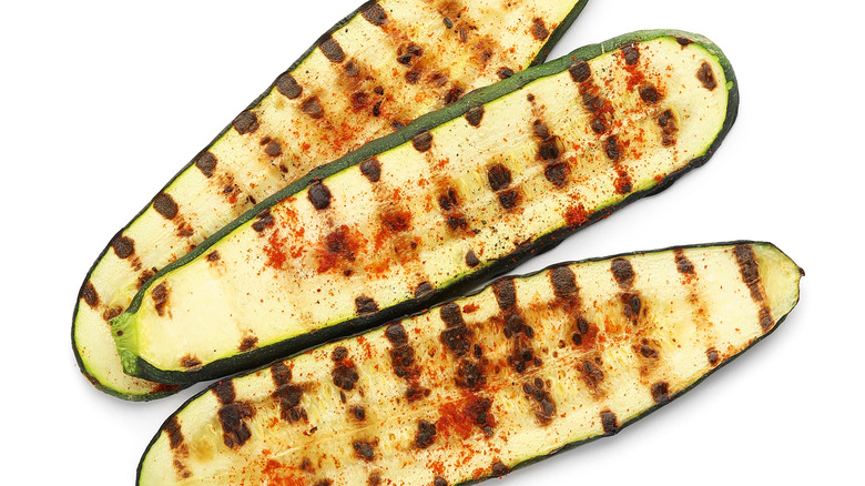 grilled zucchini slices 