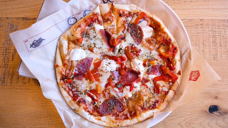 thin crust MOD pizza 