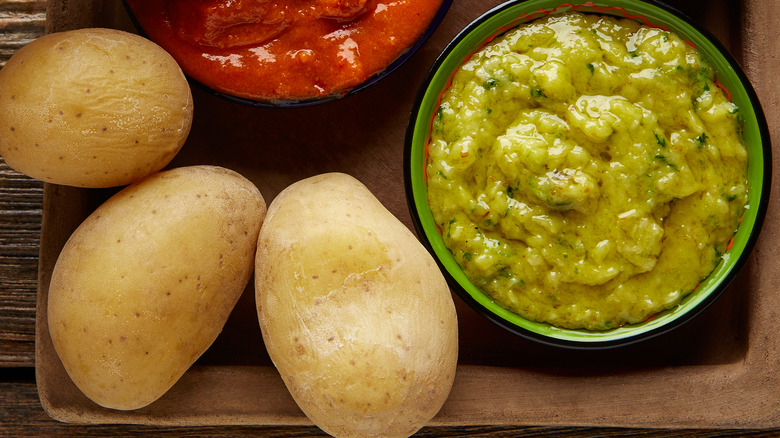 mojo verde in a bowl with potatoes