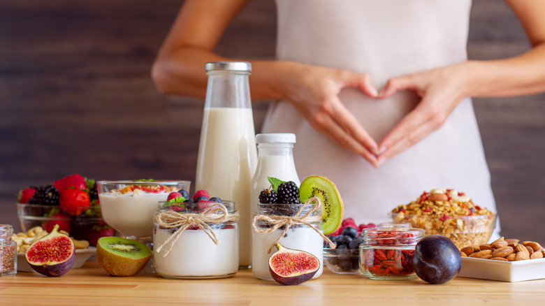 Yogurt with nuts and berries