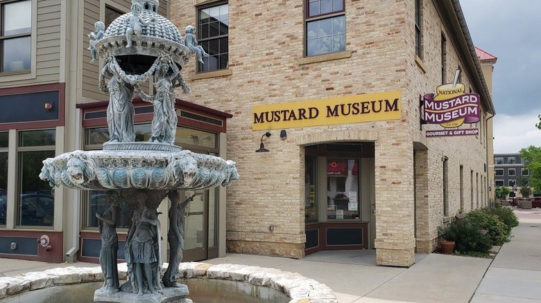 Mustard museum building and fountain