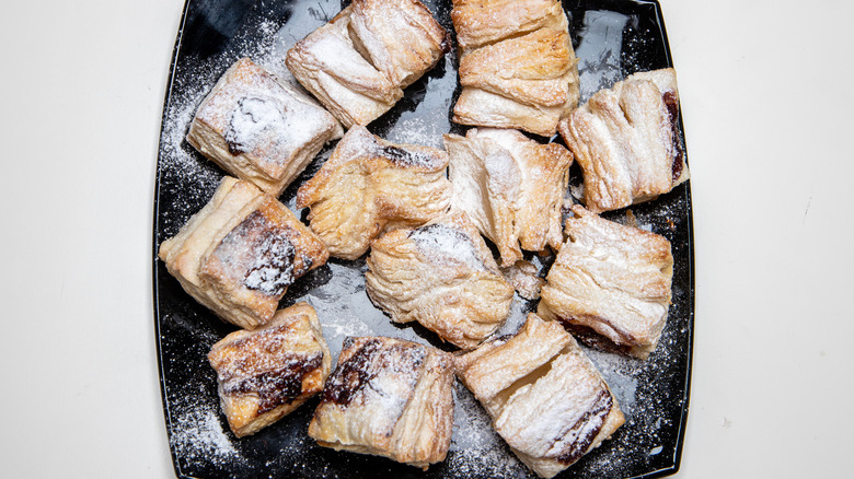 Baking pain au chocolat