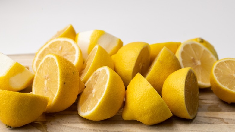 lemons cut in half