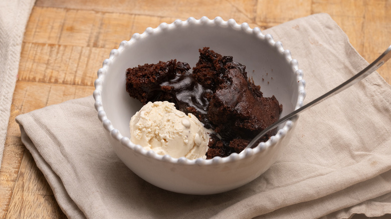 super-easy chocolate cobbler