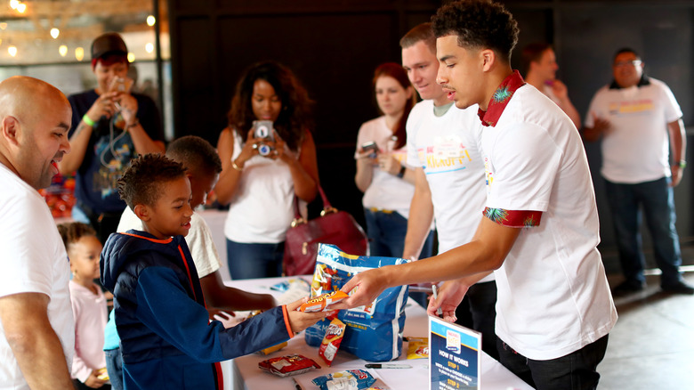 Kids in Los Angeles benefit from a charitable event aimed at combating childhood hunger