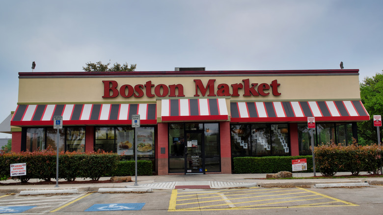 Boston Market storefront