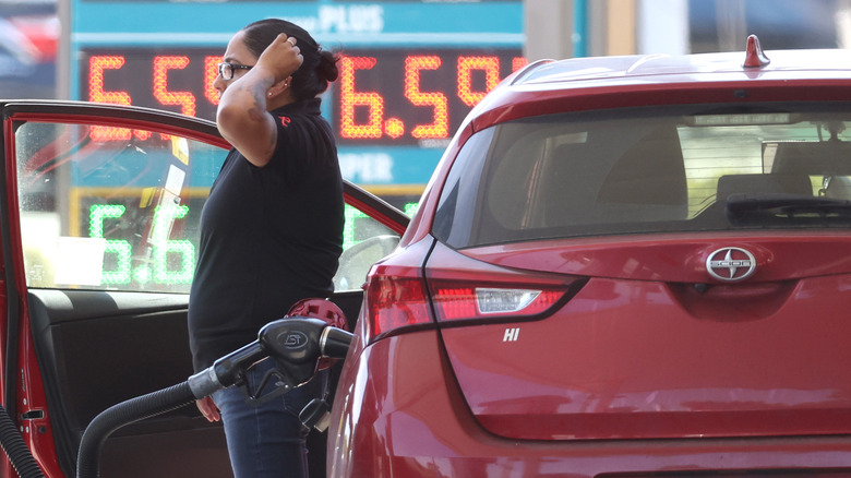 Driver pumping $6.59 gasoline