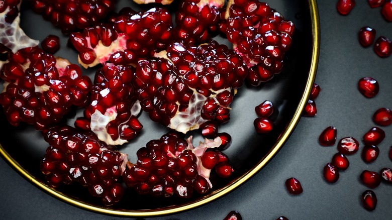 pomegranate seeds bowl red