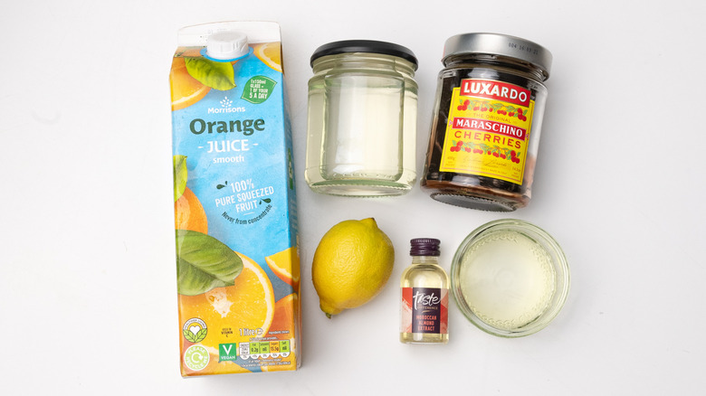 no-ABV amaretto sour mocktail ingredients