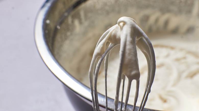 soft peaks on whisk