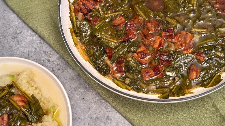 cooked turnip greens with bacon