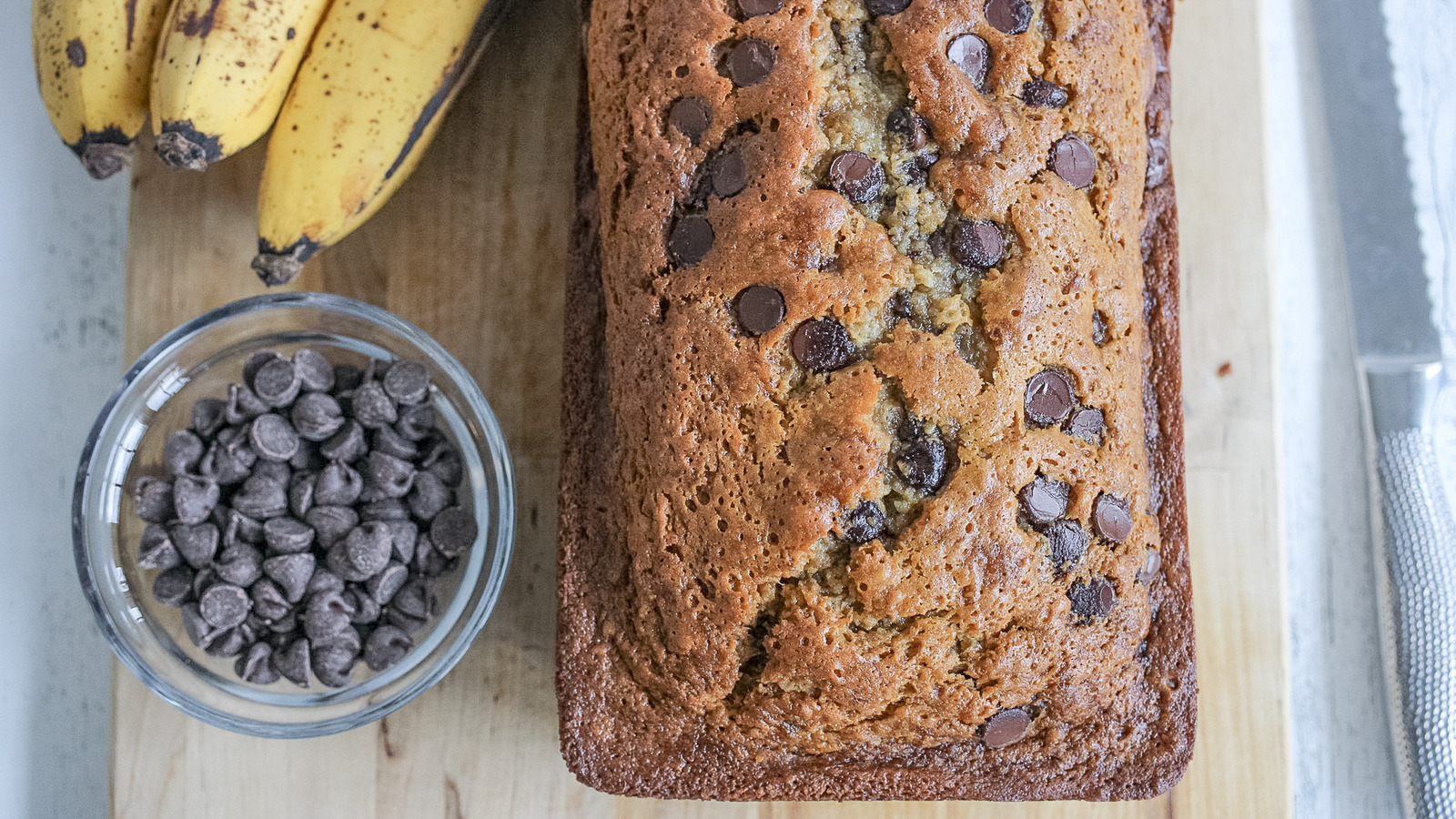 Baking giant shit banana bread