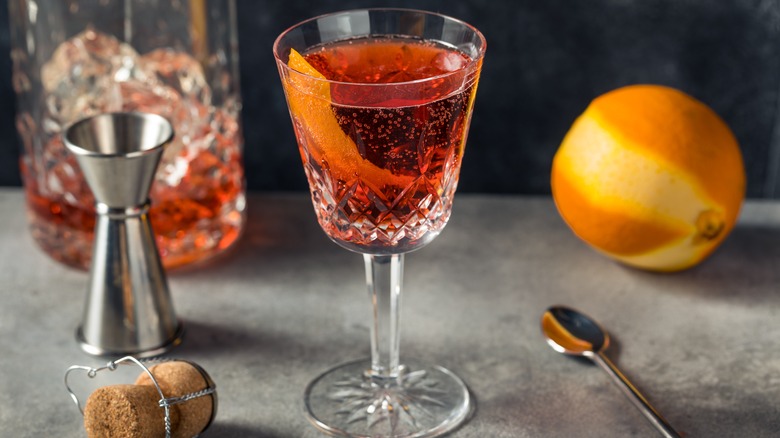 negroni sbagliato orange garnish