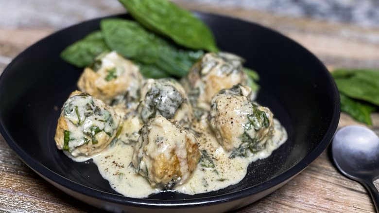 meatballs in black bowl