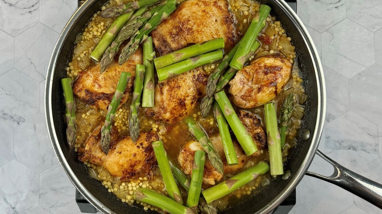 couscous with chicken and asparagus